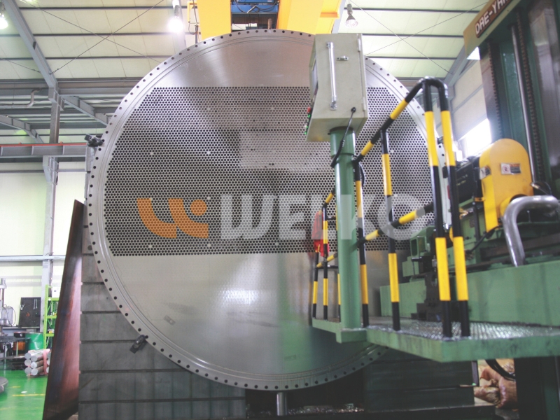 ESW (Electroslag Overlay Welding)
